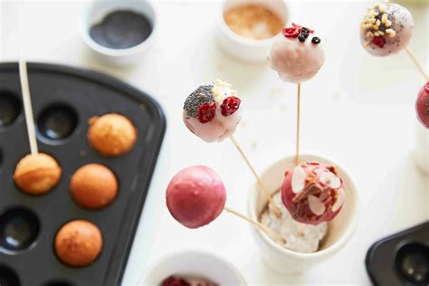 Cake Pops'ai ant pagaliuko