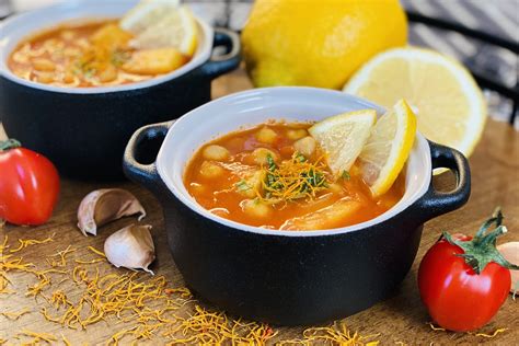 Aromatinga avinžirnių sriuba