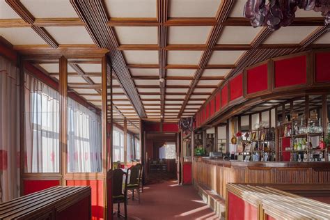 interjeras restorano Žara