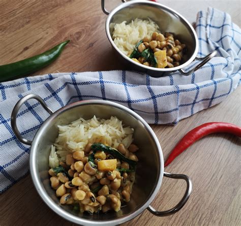 Veganiškas pupelių troškinys su tofu ir kukurūzais