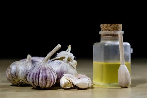 Tibeto jaunystės eliksyro ingredientai: česnakai ir citrinos