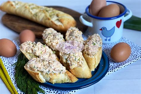 Ingredientai kiaušinių ir sūrio užtepėlei