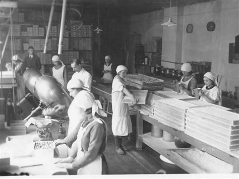 Rūtos saldainių fabriko istorija ir įkūrėjai