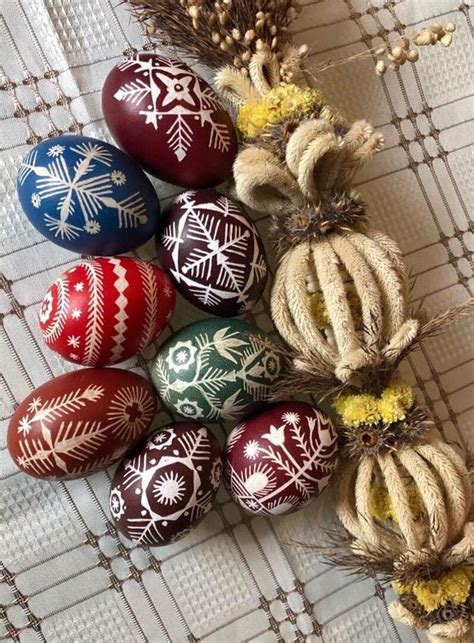 Simbolinės spalvos ir raštai ant lietuviškų margučių