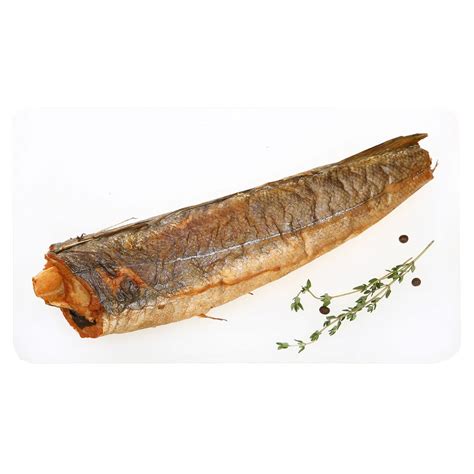 Šviežia lydeka ir jūros lydeka, pjaustyta gabalėliais