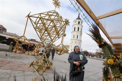 Šiaudinių sodų rišimo stovykla