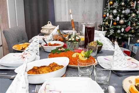 prancūziškų patiekalų stalas