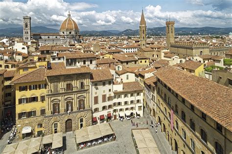 Neapolitas, Italija - istorinis miesto vaizdas