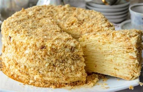 Napoleono pyrago sudėtis ir kaloringumo skaičiavimas