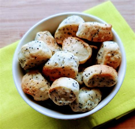Lietuviškų Kūčiukų ir Spurgų asorti