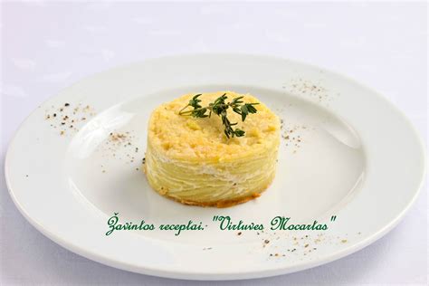 Bulvių gratinas su varške