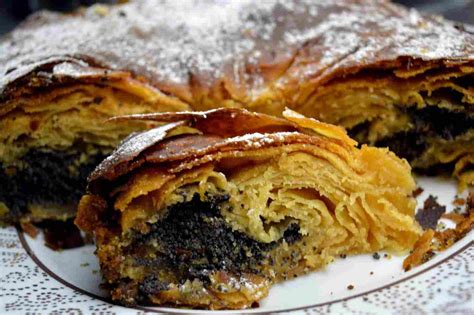 Paruoštas greitas šimtalapis su aguonomis