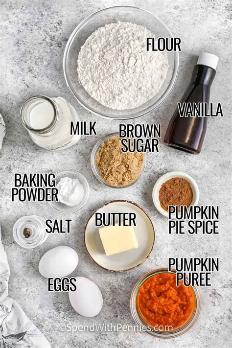 Vaflių ingredientų sandėlis (miltai, kiaušiniai, sviestas, cukrus, pienas, kepimo milteliai)