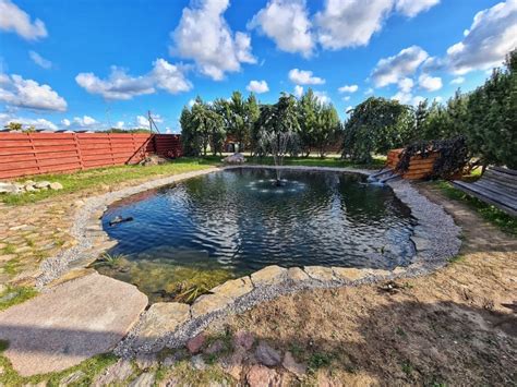 Tradiciniai tvenkiniai ir modernios uždaros akvakultūros sistemos