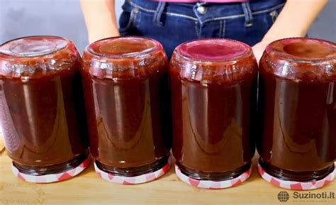 Slyvų uogienės paruošimas