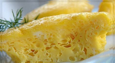 Pūrus omletas orkaitėje iškila