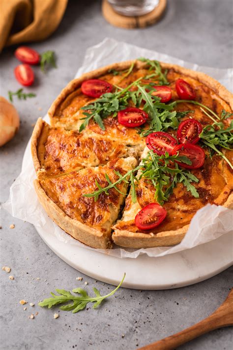 Nesaldus moliūgų pyragas su pomidorais