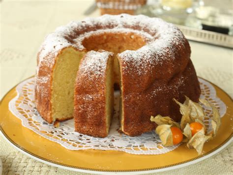 Papuoštas varškės keksas