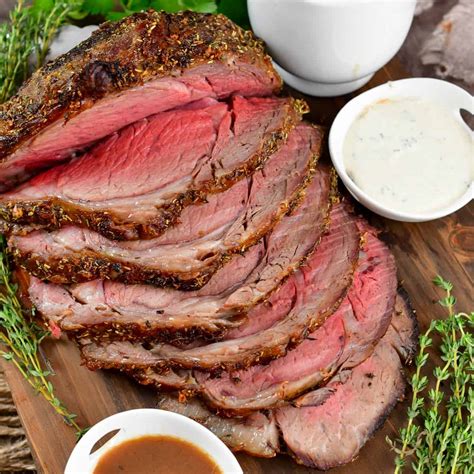 Prime Rib kepsnys pjaustomas