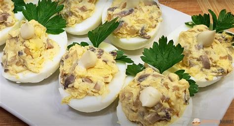 Scheminė iliustracija, kaip paruošti įdarytus kiaušinius