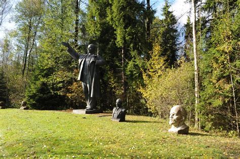 Grūto parko skulptūros