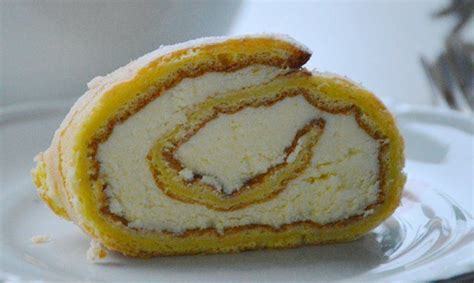 Kuršėnų vyniotinis lėkštėje