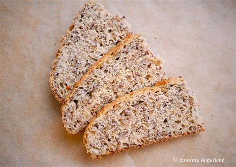 duona su moliugų sėklomis