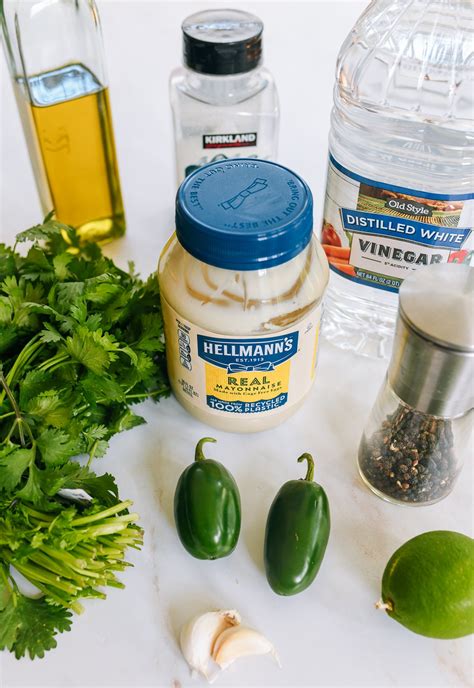 Mėtų-jogurto padažo ingredientai