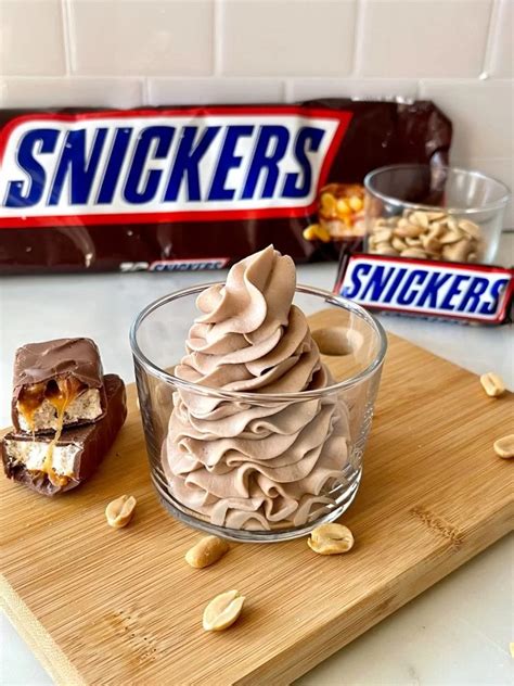 Snickers torto sluoksniavimas