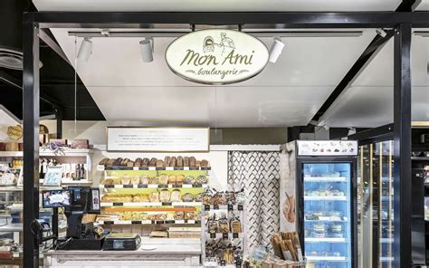 Įvairūs prancūziški kepiniai ir duonos asortimentas „Mon Ami“