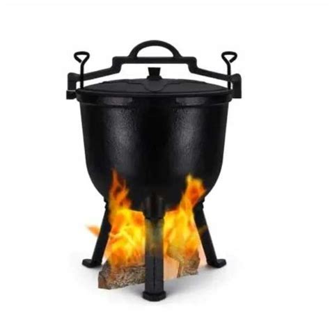 ketaus puodas ant laužo