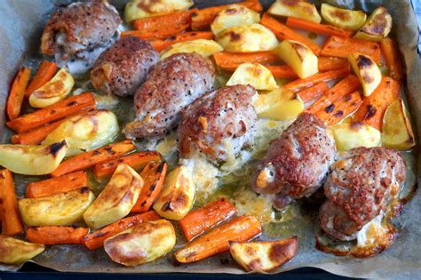 Kiaulienos nugarinės gabalai su kauliuku