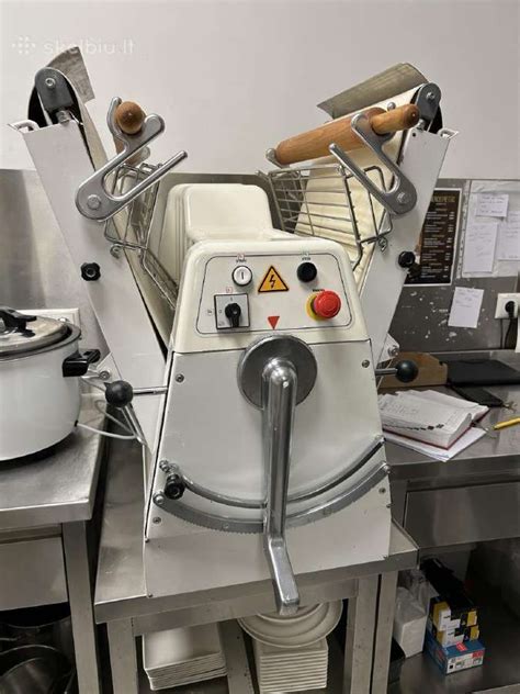 mašina tešlos formavimui