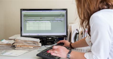 Elektroninių receptų įdiegimo datos ir progresas Lietuvoje bei ES