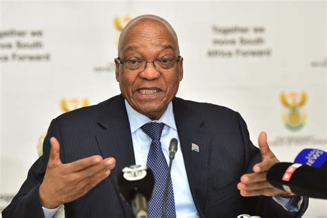 Jacob Zuma kalbantis viešumoje