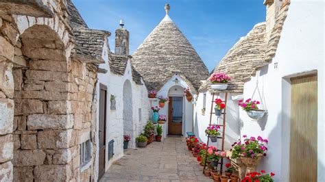 Unikalūs Alberobello miestelio Trulli nameliai