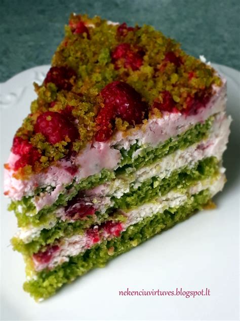 pavasariškas žalias tortas su avietėmis