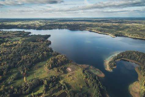 Imelno ežero salelės Skonės provincijoje