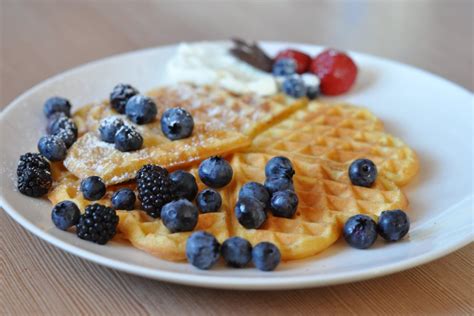 Vafliniai blynai širdelės formos