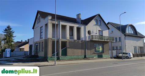 Lietuvoje parduodamos vyšnios prekybos centre