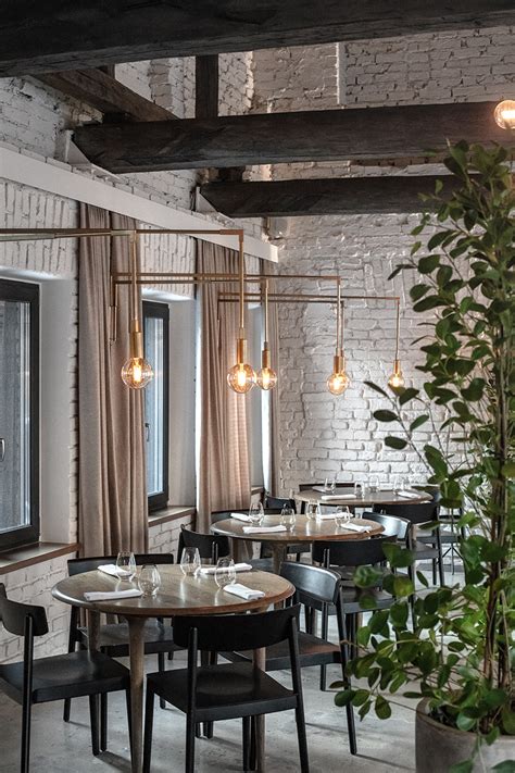 Senatorių kolonos restorano interjeras