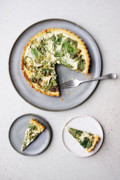 Varškės ir špinatų įdaras