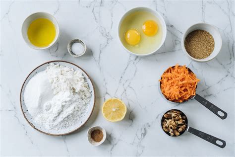 Įvairūs keksiukų ingredientai ir priedai