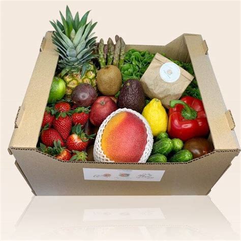 Minkštų vaflių ir vaisių rinkinys