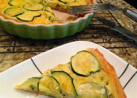 Cukinijų pyrago ingredientai