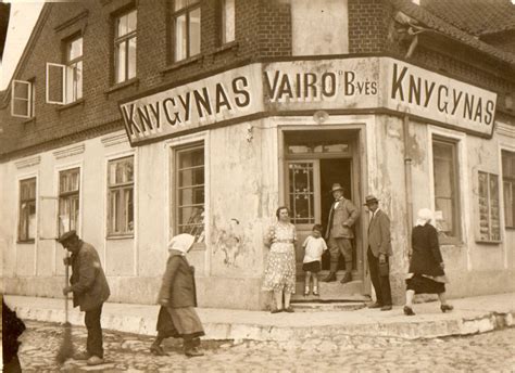 Istorinės nuotraukos su keksiukais