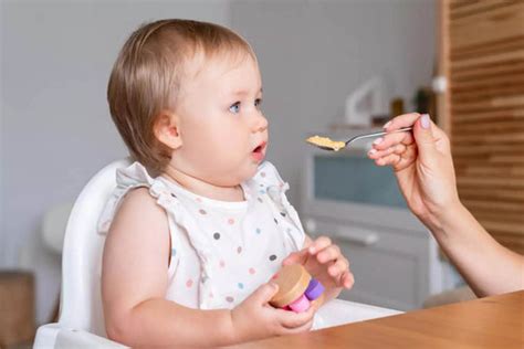 Tėvų pasiruošimas primaitinimui ir kūdikio maitinimo įpročiai