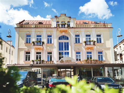 Prabangus viešbutis Stelenbošo vynuogyne