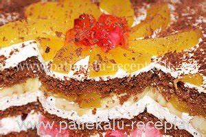 Morenginis tortas su vaisiais