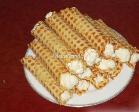 Naminiai vafliai su kondensuotu pienu